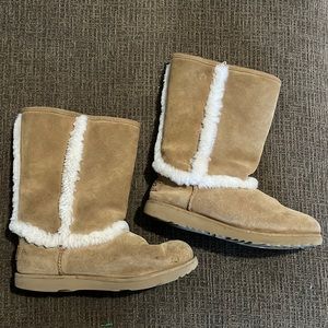 UGG Kids' Hadley II Tall Boot Light Brown Size 5 Style 1106835K